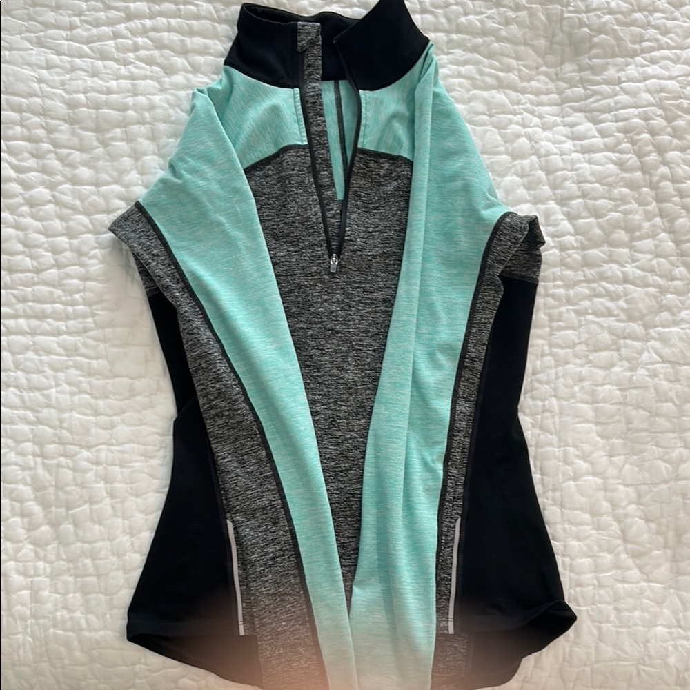 Sweaty Betty Women's Aqua and Gray Athletic Top XS